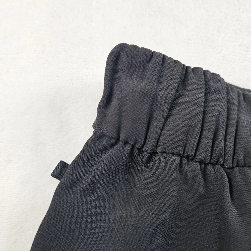 Lululemon Pleated Shorts Womens 8 Pockets Pull On Stretch Flowy High Waisted Blk